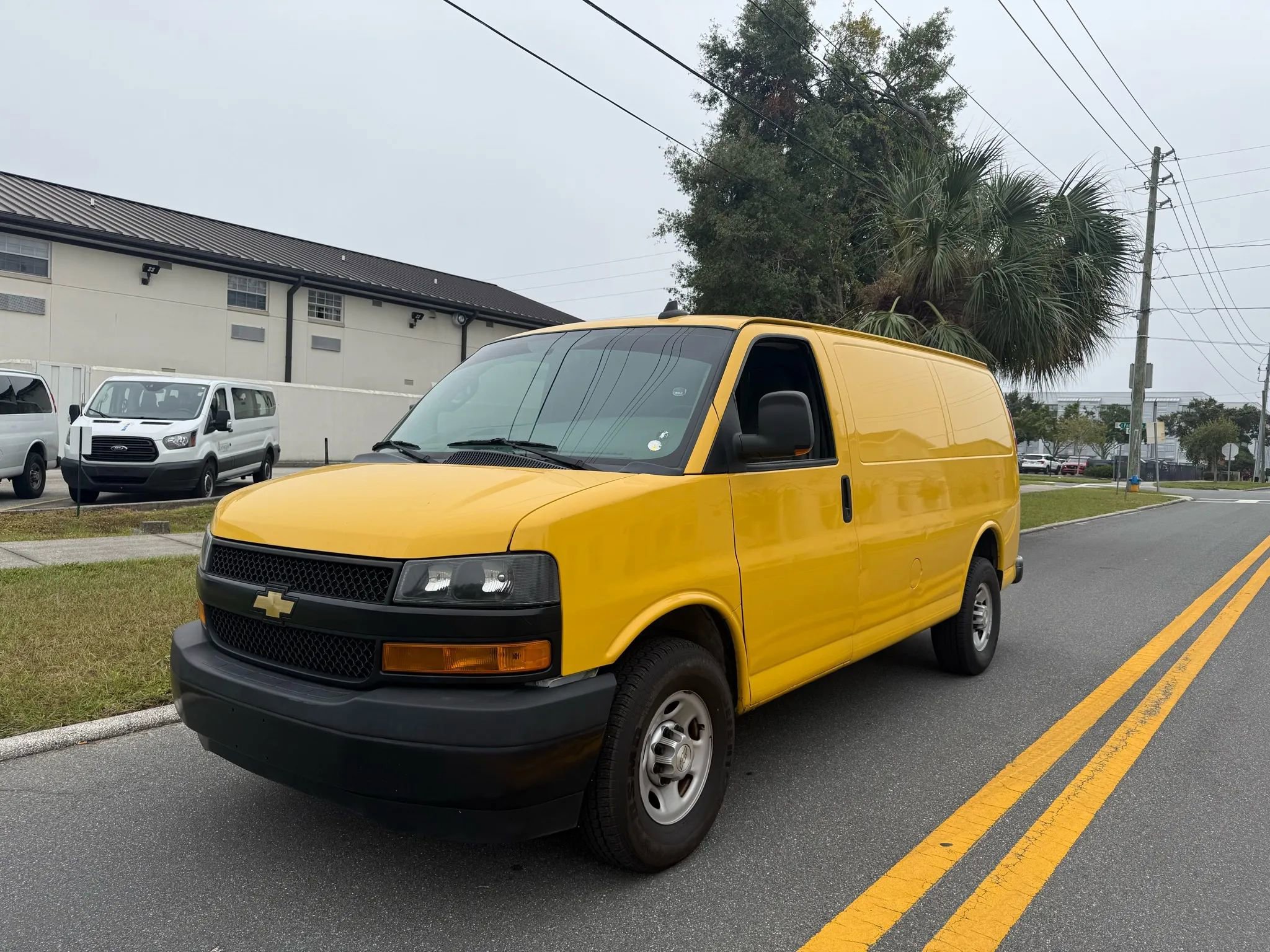 Used 2021 Chevrolet Express 2500 w/ Driver Convenience Package image 2