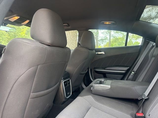 Used 2022 Dodge Charger SXT RWD image 32