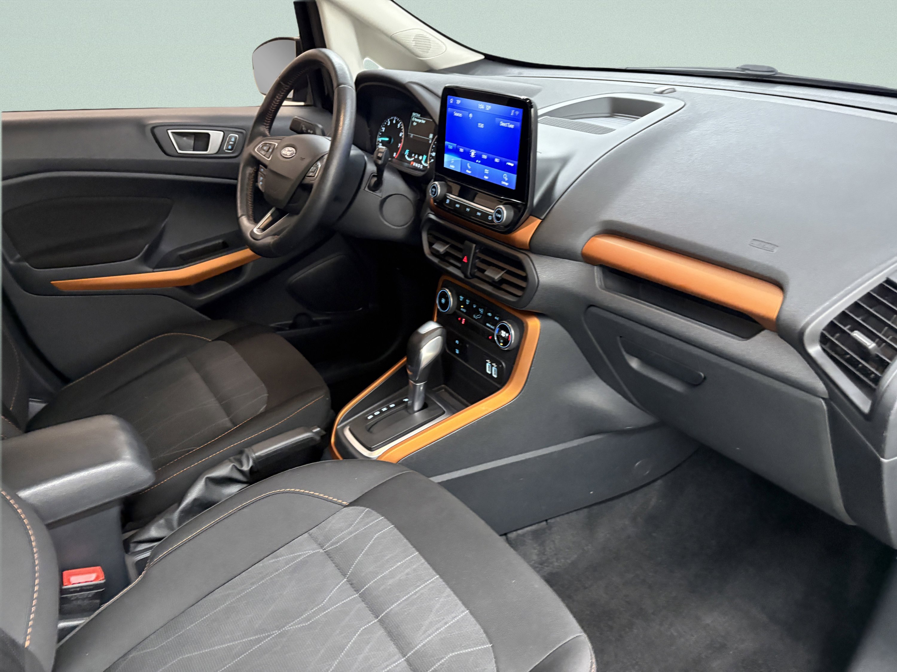 Used 2021 Ford EcoSport SE w/ SE Appearance Package FWD image 19