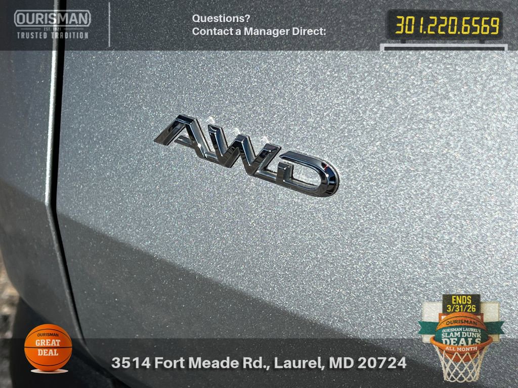 Used 2025 Toyota Grand Highlander AWD image 24