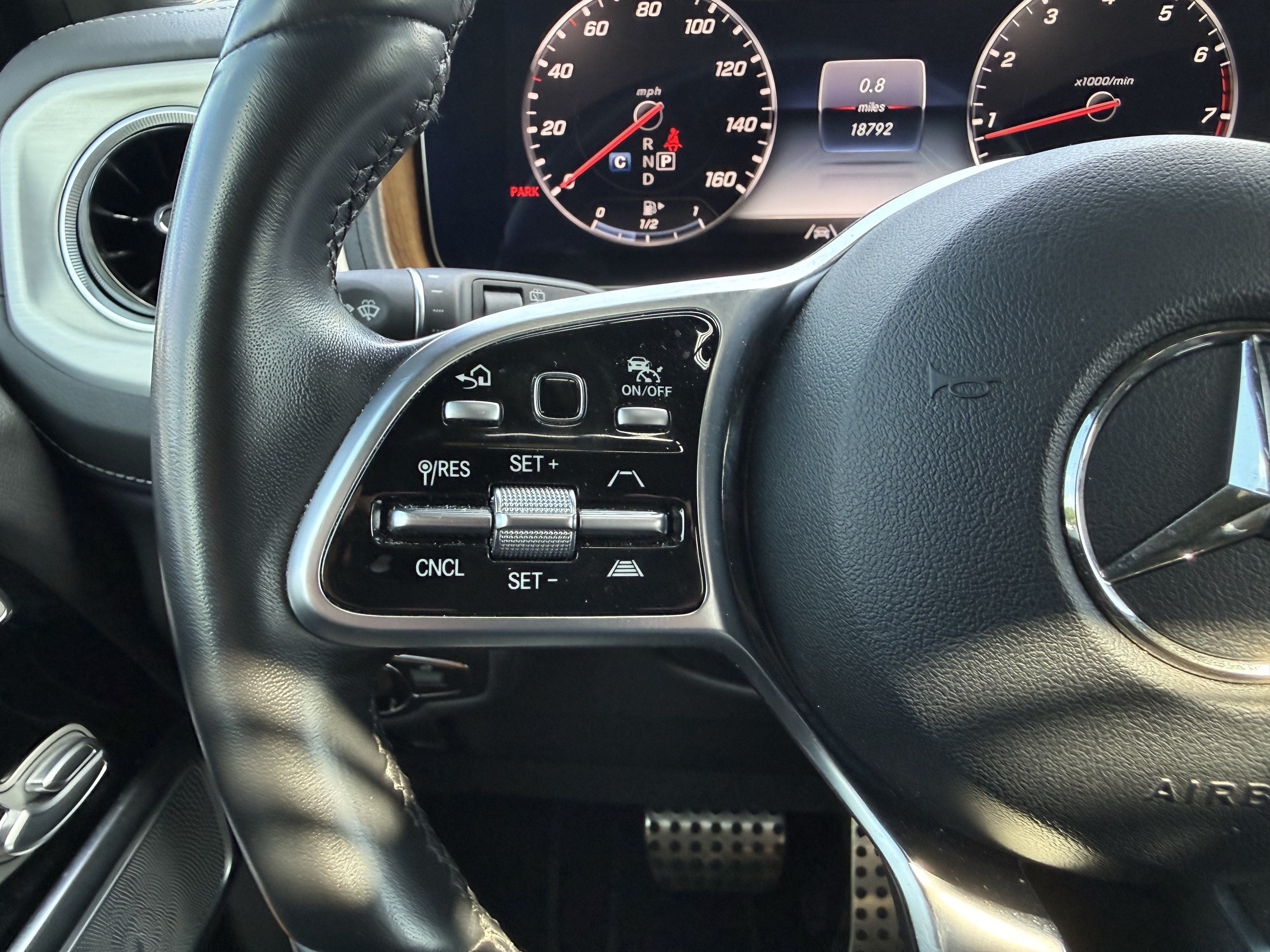 Used 2024 Mercedes-Benz G 550 image 18