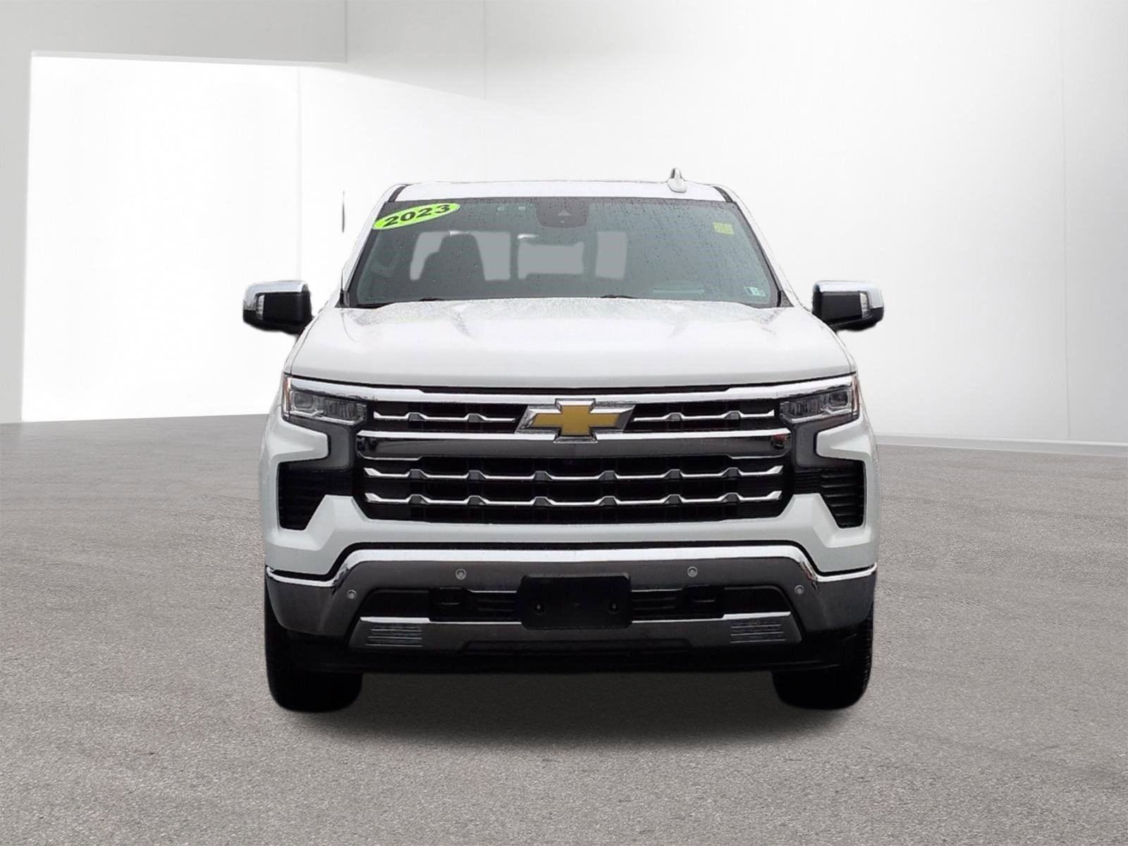 Used 2023 Chevrolet Silverado 1500 LTZ w/ LTZ Premium Package AWD/4WD image 2