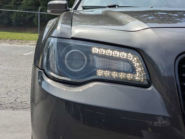 Used 2022 Chrysler 300 S RWD image 9