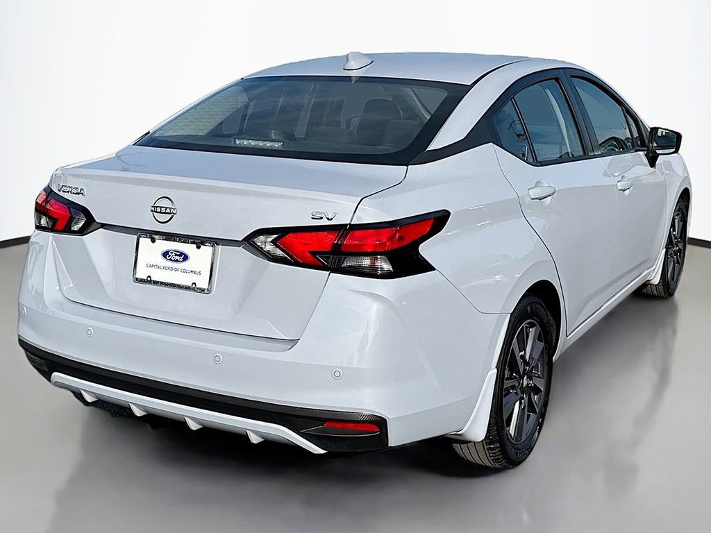 Used 2024 Nissan Versa SV w/ Trunk Package image 7