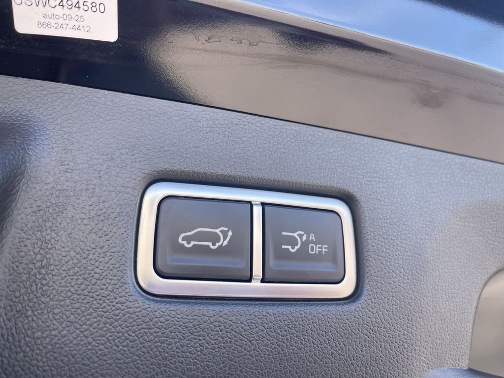 Used 2025 Kia Sorento SX Prestige image 16