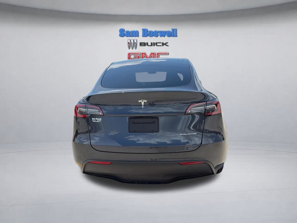 Used 2024 Tesla Model Y Long Range AWD/4WD image 8