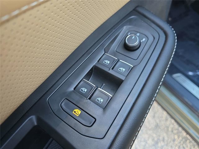 New 2026 Volkswagen Atlas Cross Sport SE image 12