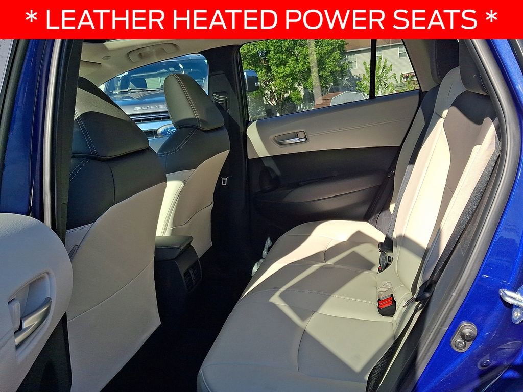 Used 2024 Toyota Corolla Cross XLE w/ Convenience Package AWD/4WD image 10