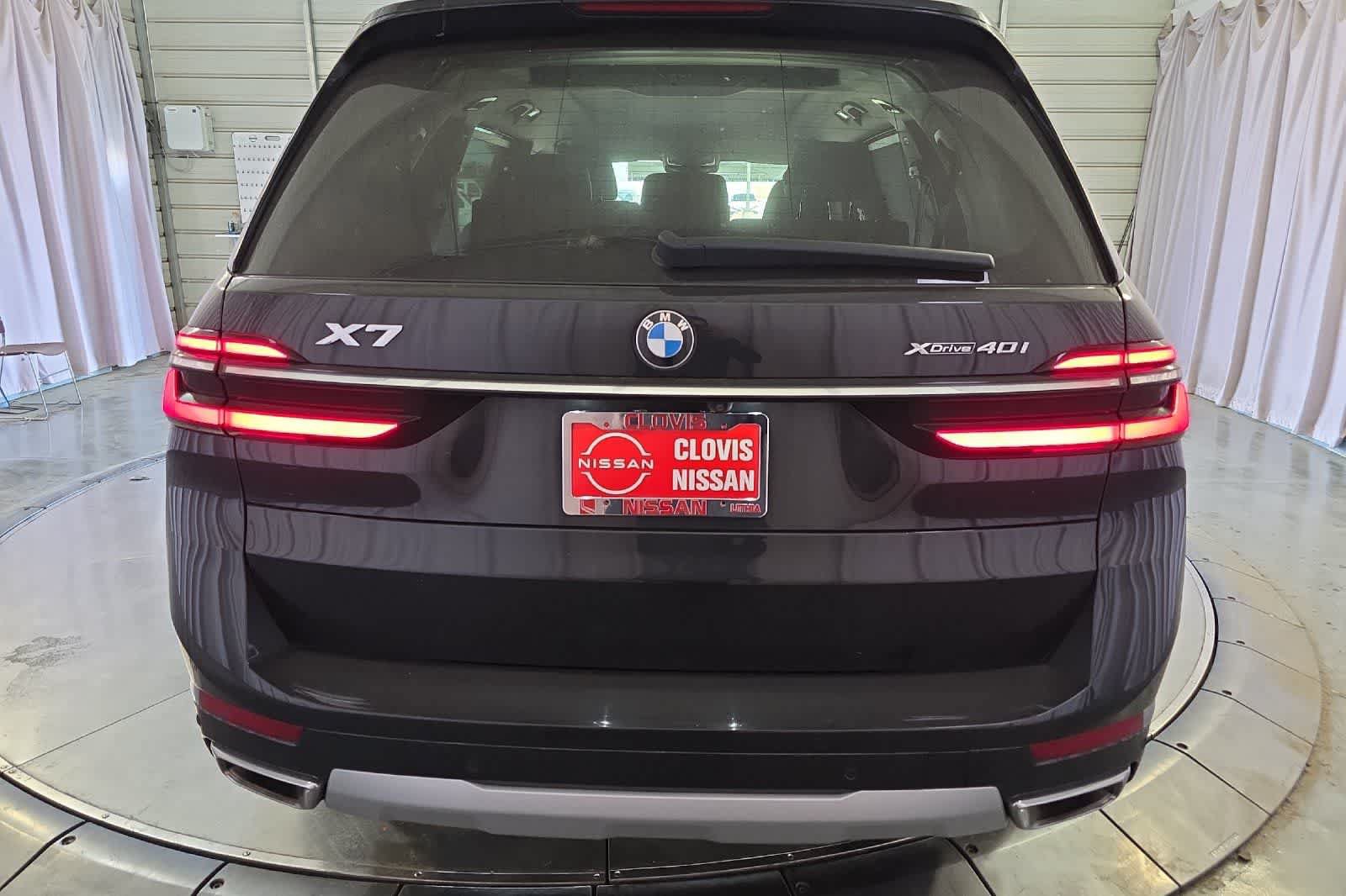Used 2025 BMW X7 xDrive40i AWD/4WD image 8