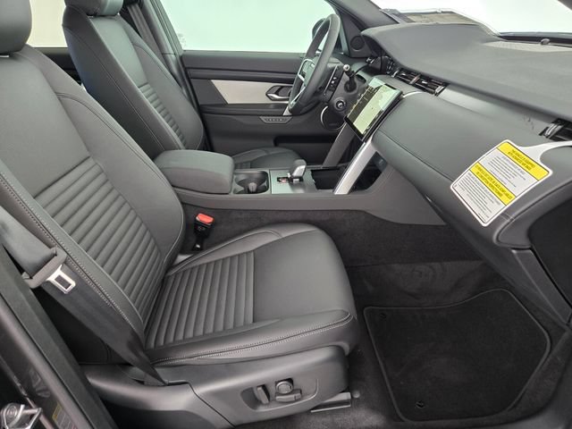 New 2026 Land Rover Discovery Sport Landmark AWD/4WD image 3