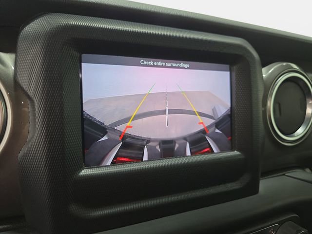 Used 2018 Jeep Wrangler Unlimited Sahara w/ Dual Top Group image 21