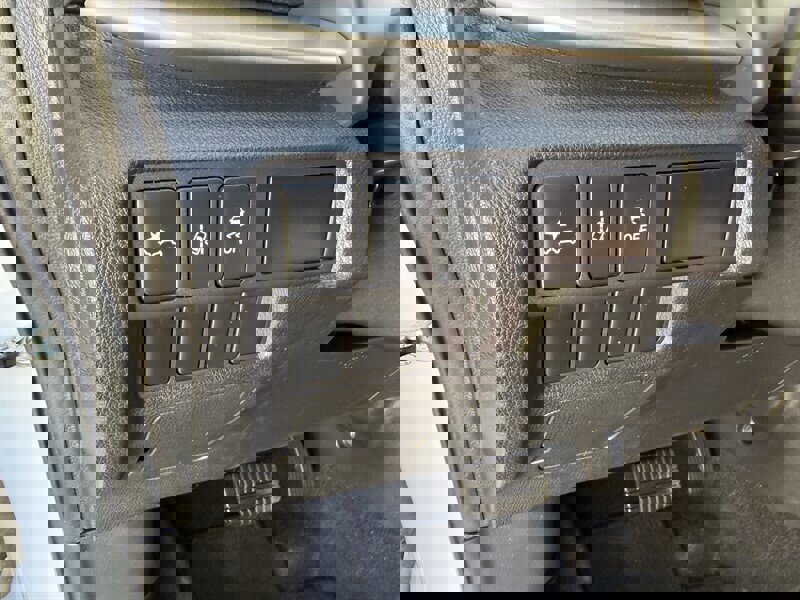 Used 2020 Mitsubishi Eclipse Cross SE image 29