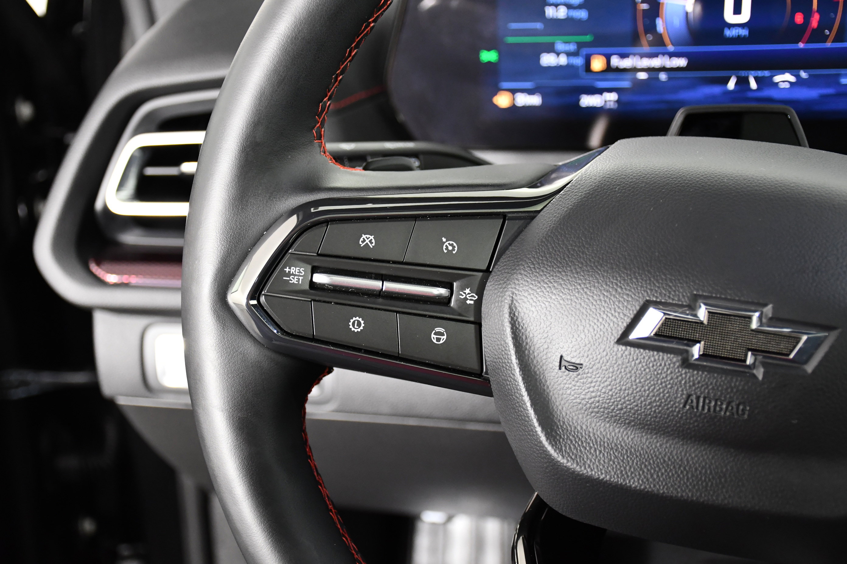 Used 2026 Chevrolet Traverse RS image 15