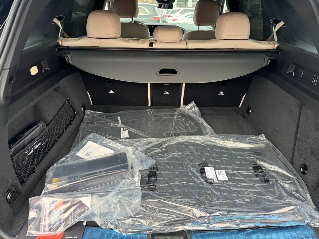 New 2026 Mercedes-Benz GLE 63 AMG S image 18