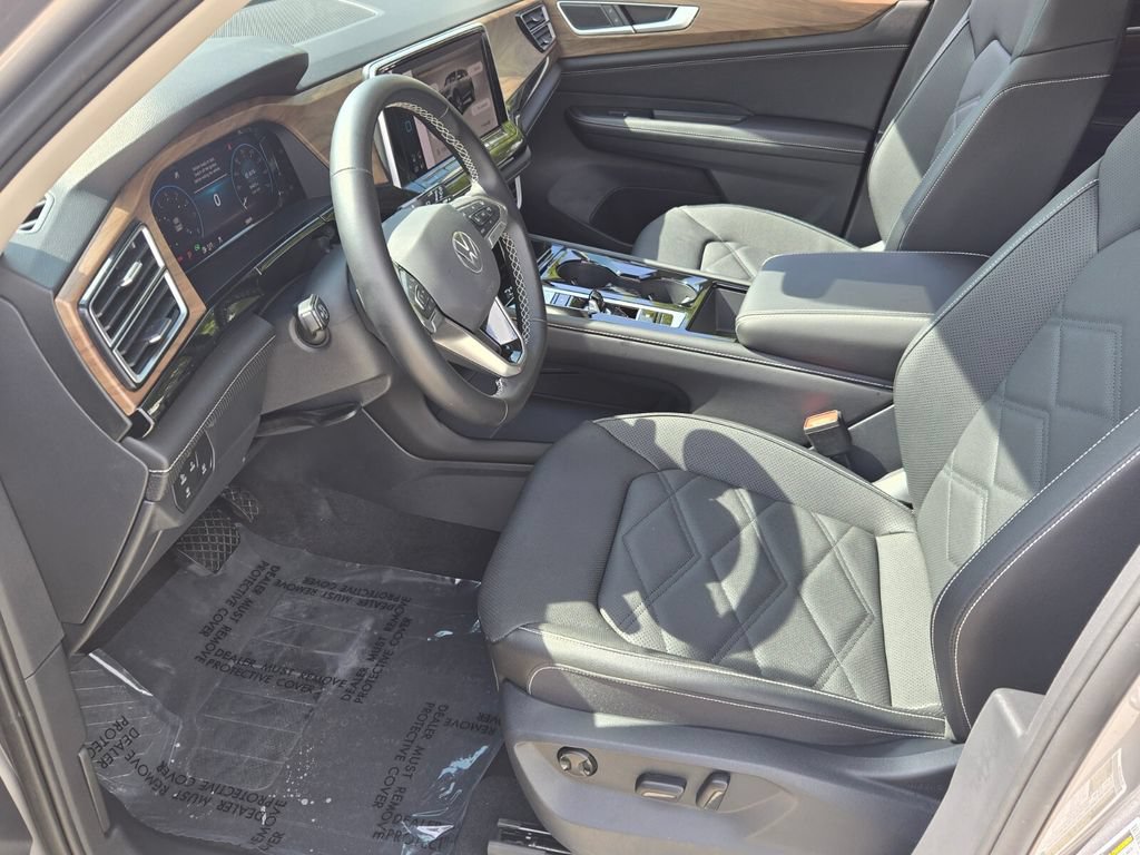 Certified 2026 Volkswagen Atlas SE FWD image 10