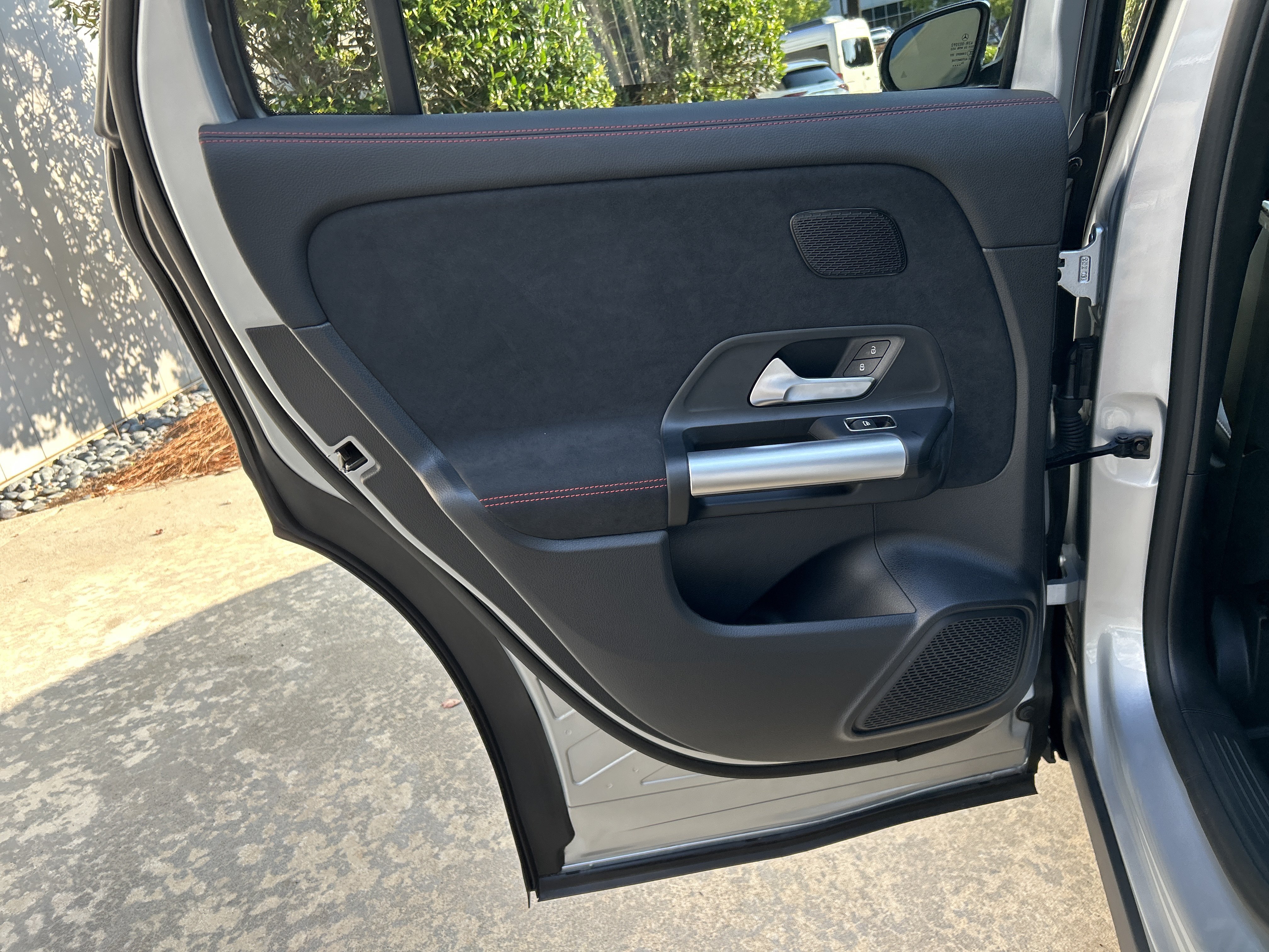 Certified 2025 Mercedes-Benz GLA 250 image 37