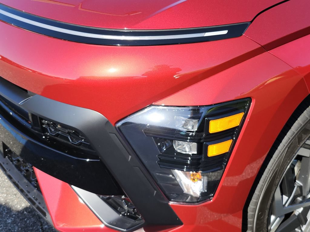 Used 2025 Hyundai Kona N Line S FWD image 7