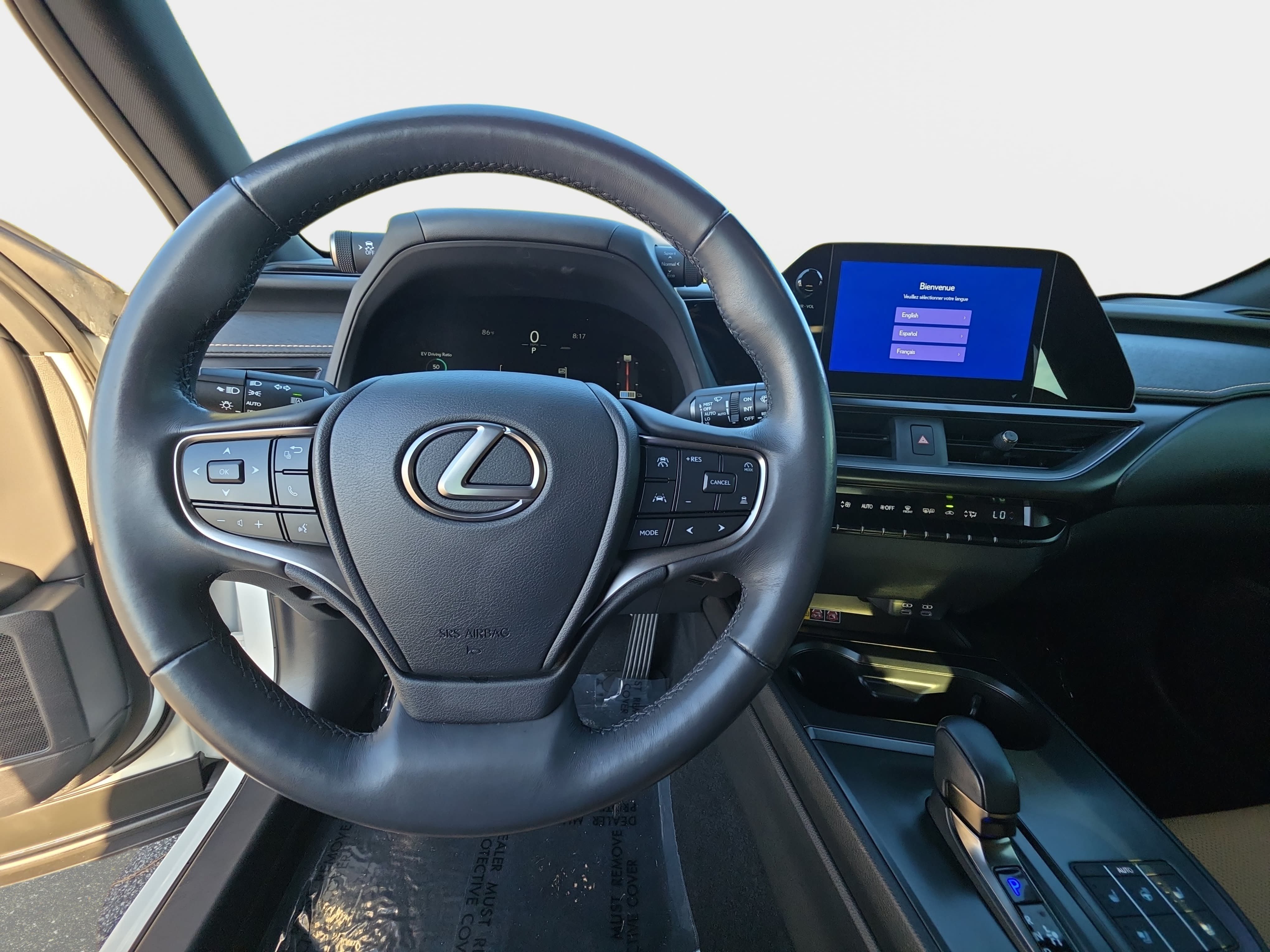 Used 2025 Lexus UX 300h FWD w/ Accessory Package (Z1) image 16