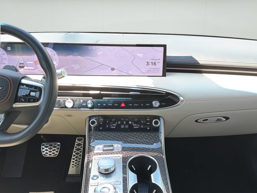 Certified 2026 Genesis GV70 3.5T Sport Prestige AWD/4WD image 23
