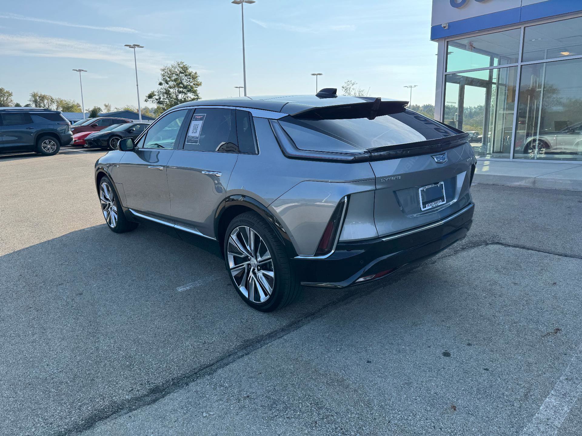 Used 2024 Cadillac Lyriq Luxury w/ LPO, Floor Liner Package image 3