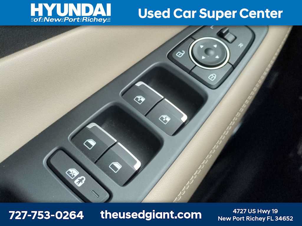 Used 2023 Hyundai Santa Fe SEL w/ Premium Package AWD/4WD image 28
