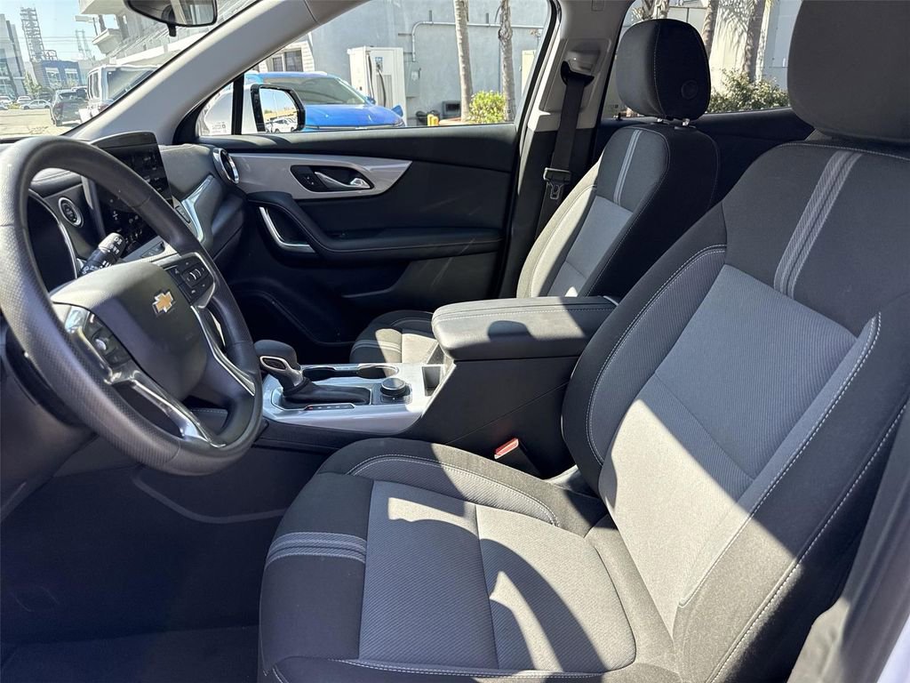 Used 2024 Chevrolet Blazer LT image 17