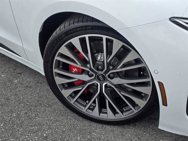 New 2025 Audi S6 e-tron Premium Plus image 30