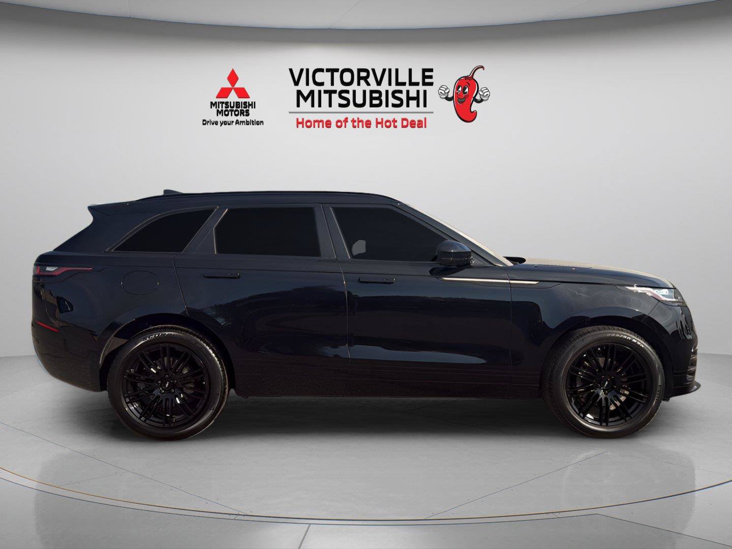 Used 2020 Land Rover Range Rover Velar R-Dynamic S AWD/4WD image 8