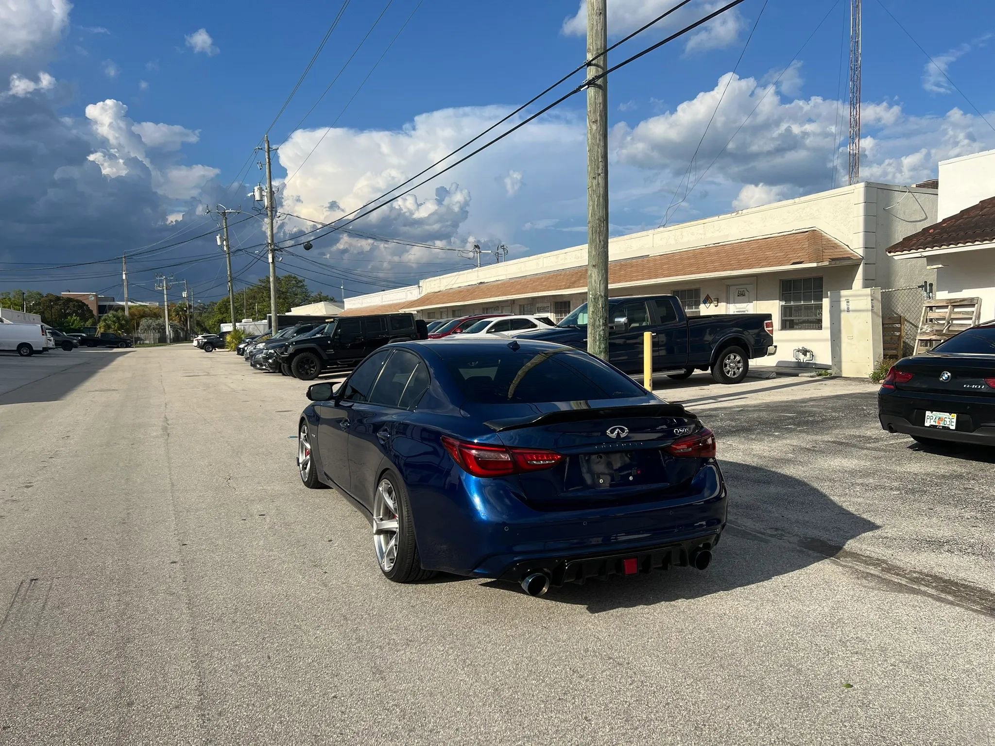 Used 2016 INFINITI Q50 Red Sport 400 RWD image 8
