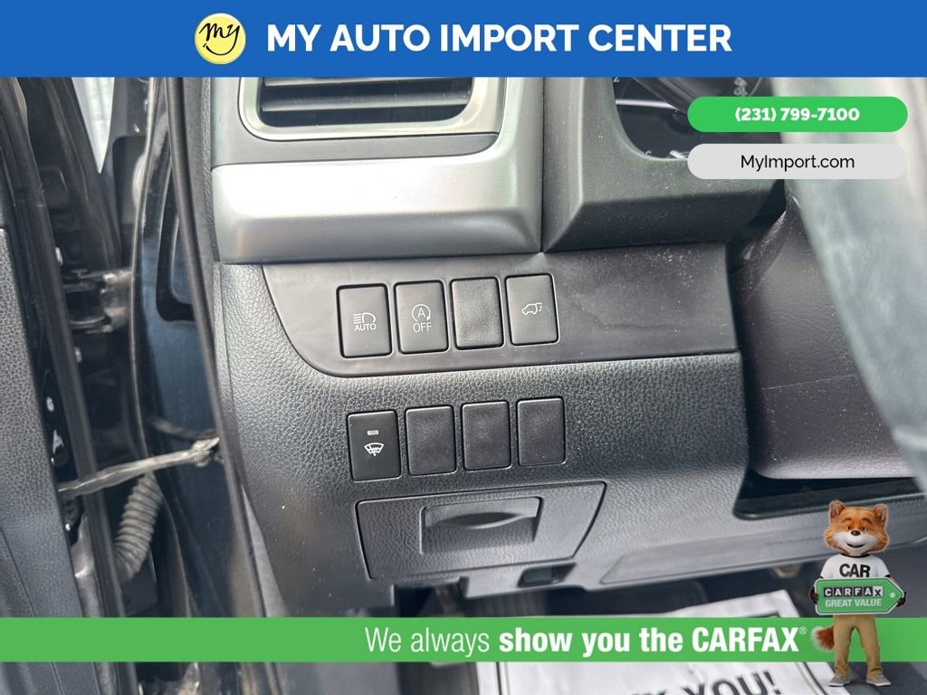 Used 2018 Toyota Highlander XLE AWD/4WD image 14
