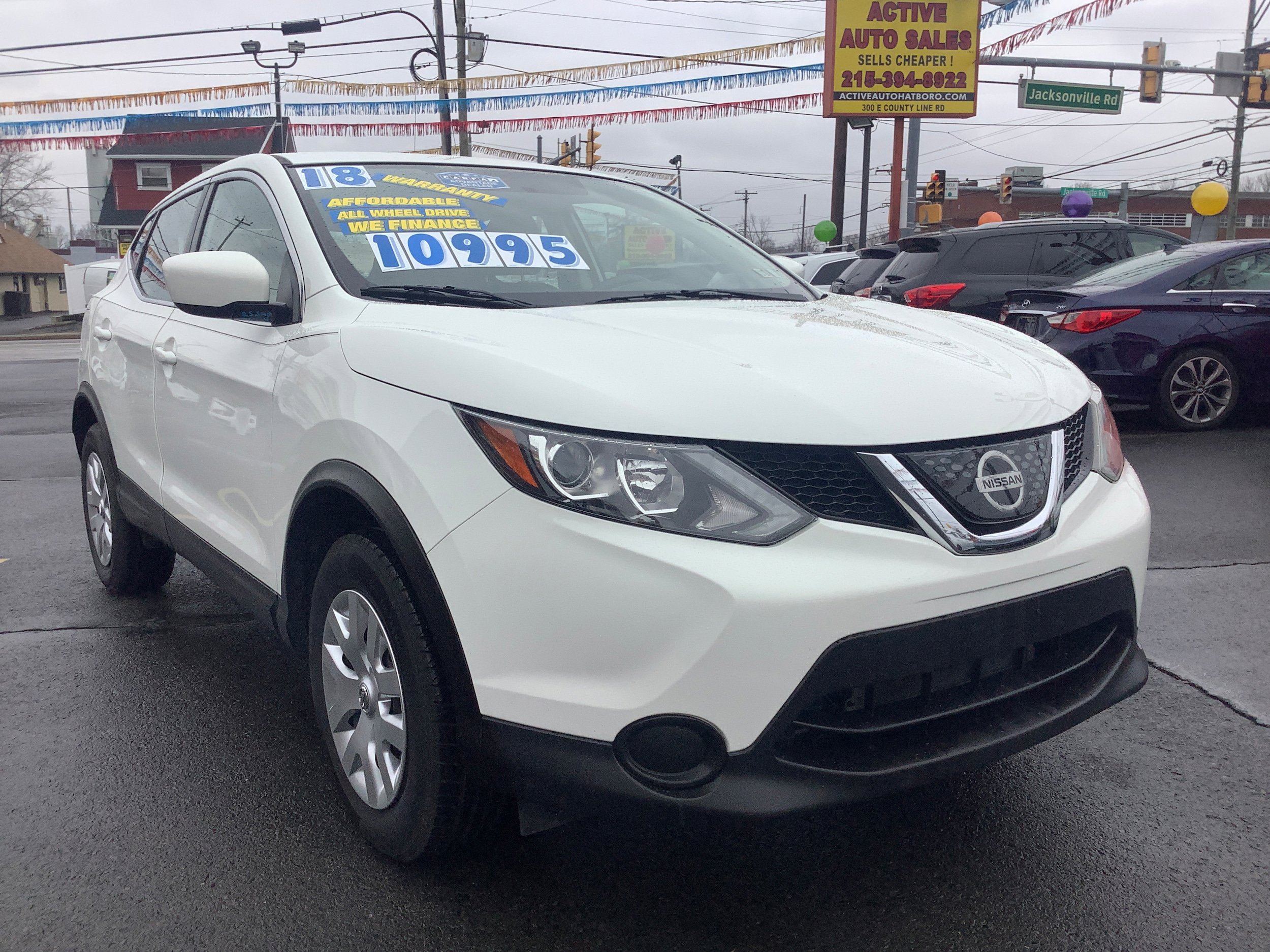 Used 2018 Nissan Rogue Sport S AWD/4WD image 1