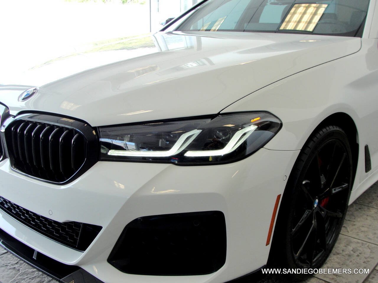 Used 2023 BMW 540i w/ M Sport Package RWD image 42
