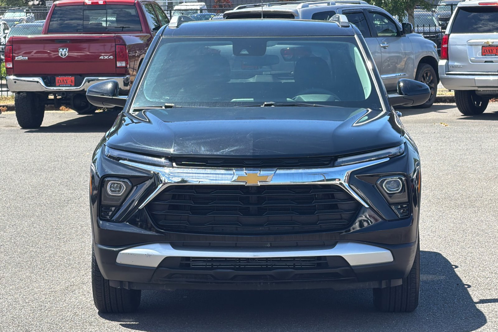 Used 2025 Chevrolet TrailBlazer LT AWD/4WD image 10