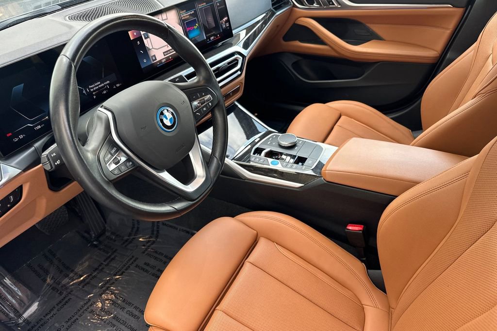 Used 2023 BMW i4 eDrive35 w/ Parking Assistance Package image 9