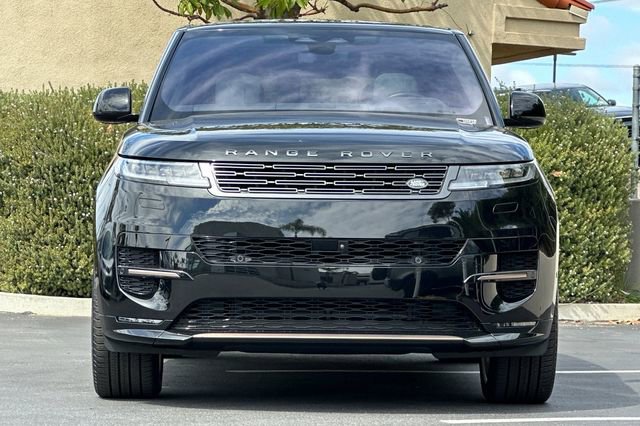 Used 2023 Land Rover Range Rover Sport First Edition image 8