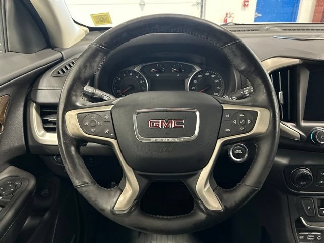 Used 2020 GMC Terrain Denali w/ Denali Premium Package AWD/4WD image 15