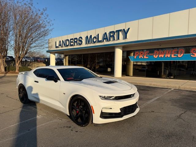 Used 2021 Chevrolet Camaro SS video 1