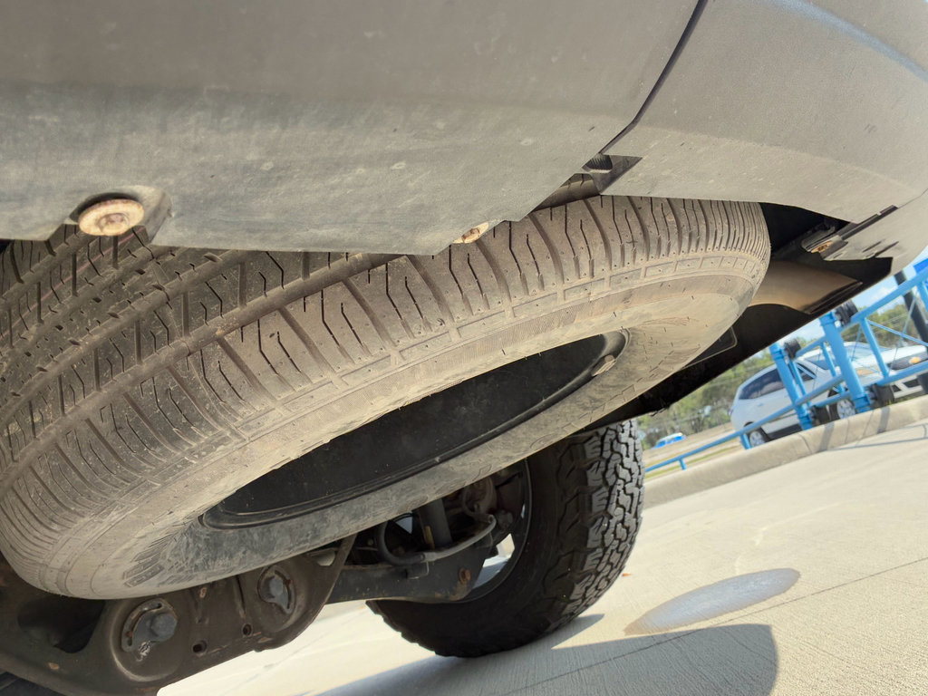 Used 2021 Chevrolet Tahoe Z71 w/ Z71 Off-Road Package image 30