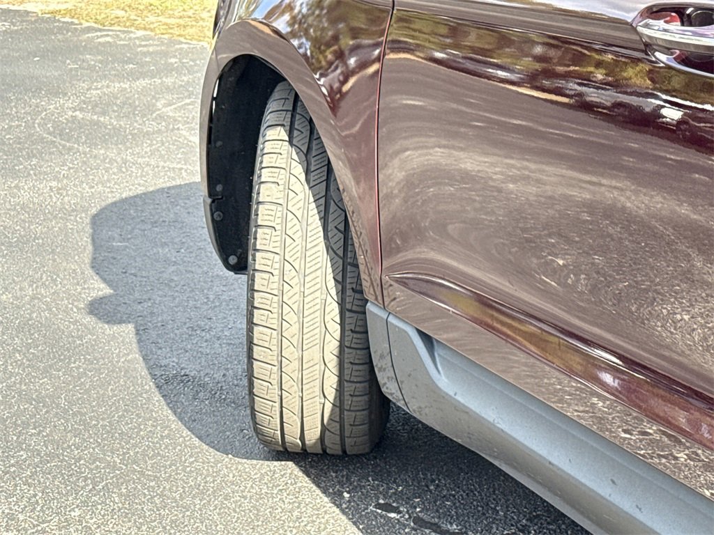 Used 2019 Ford Edge Titanium image 50