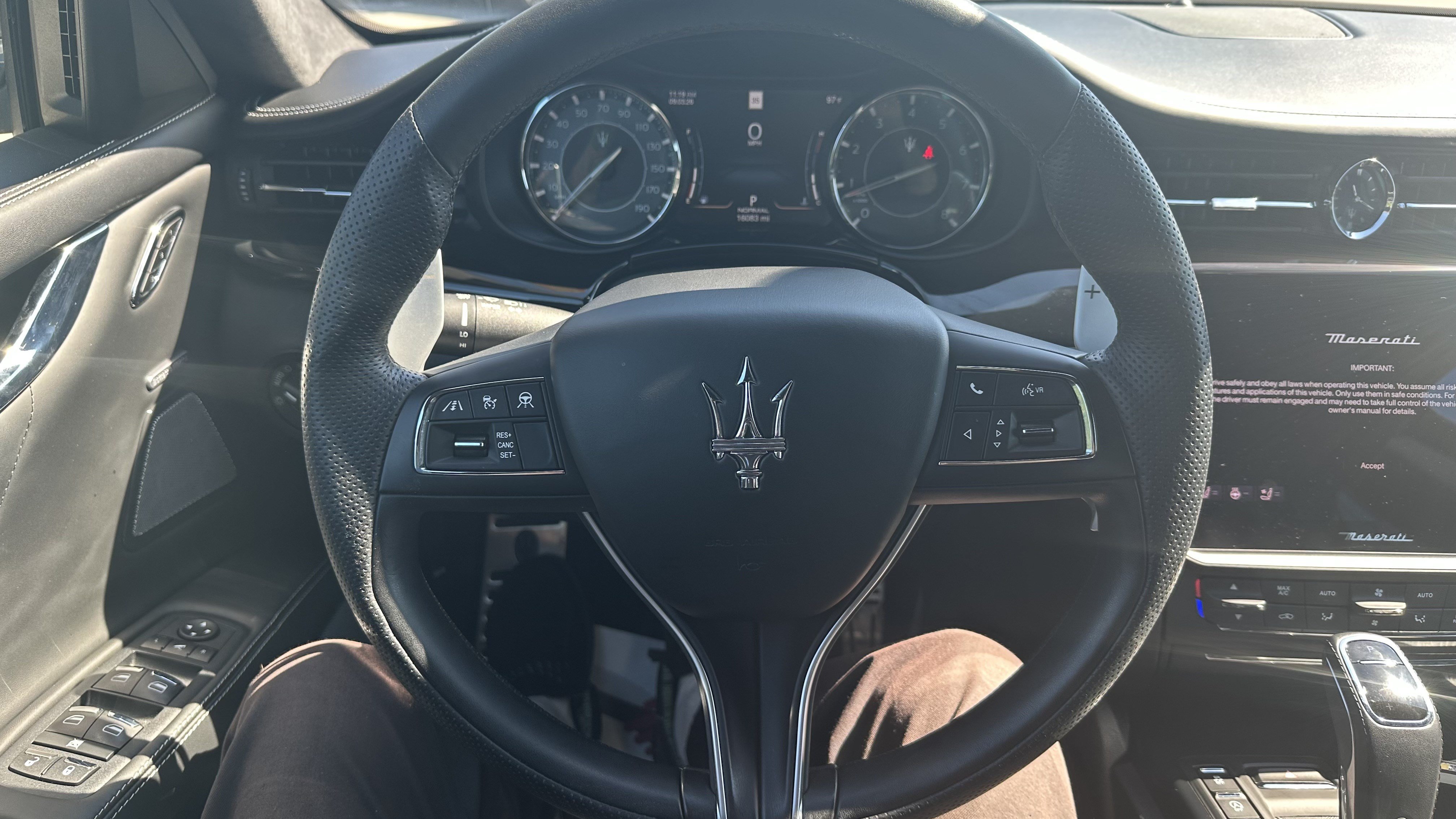 Used 2022 Maserati Quattroporte Modena Q4 AWD/4WD image 19