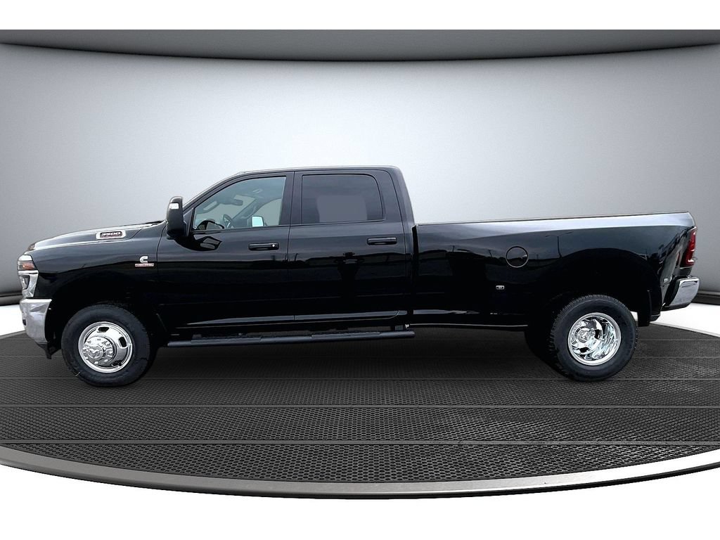 New 2026 RAM 3500 Tradesman AWD/4WD image 20
