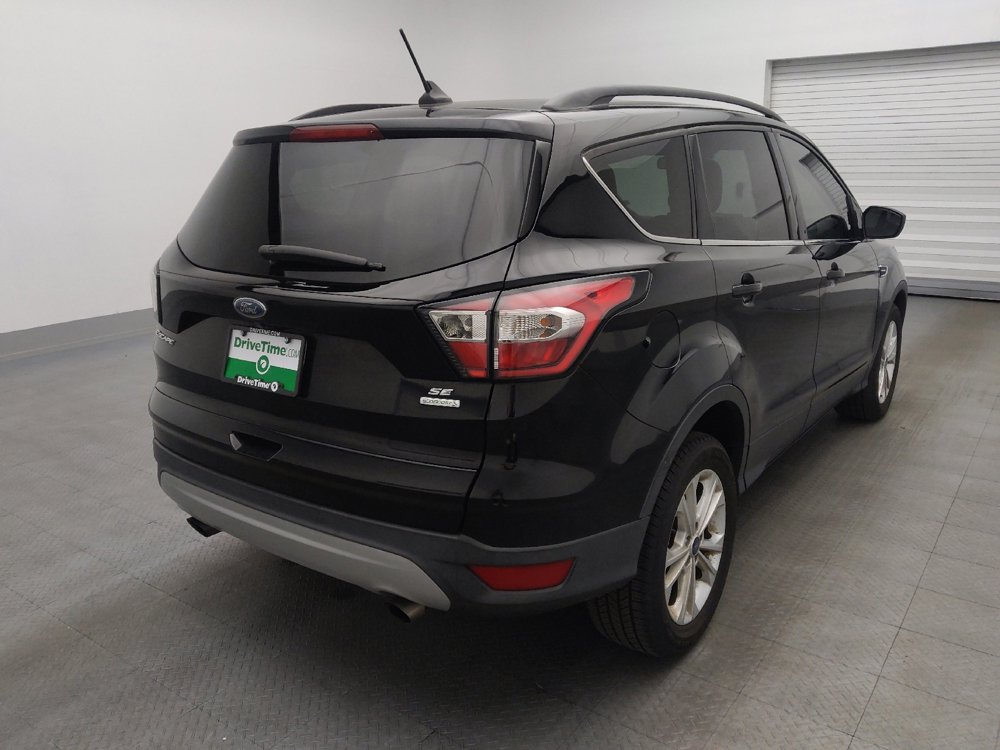 Used 2018 Ford Escape SE w/ SE Sync 3 Package image 9