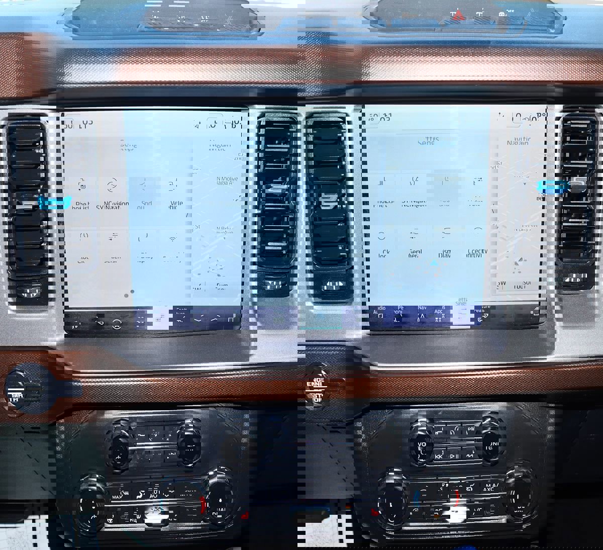 Used 2022 Ford Bronco Outer Banks image 46