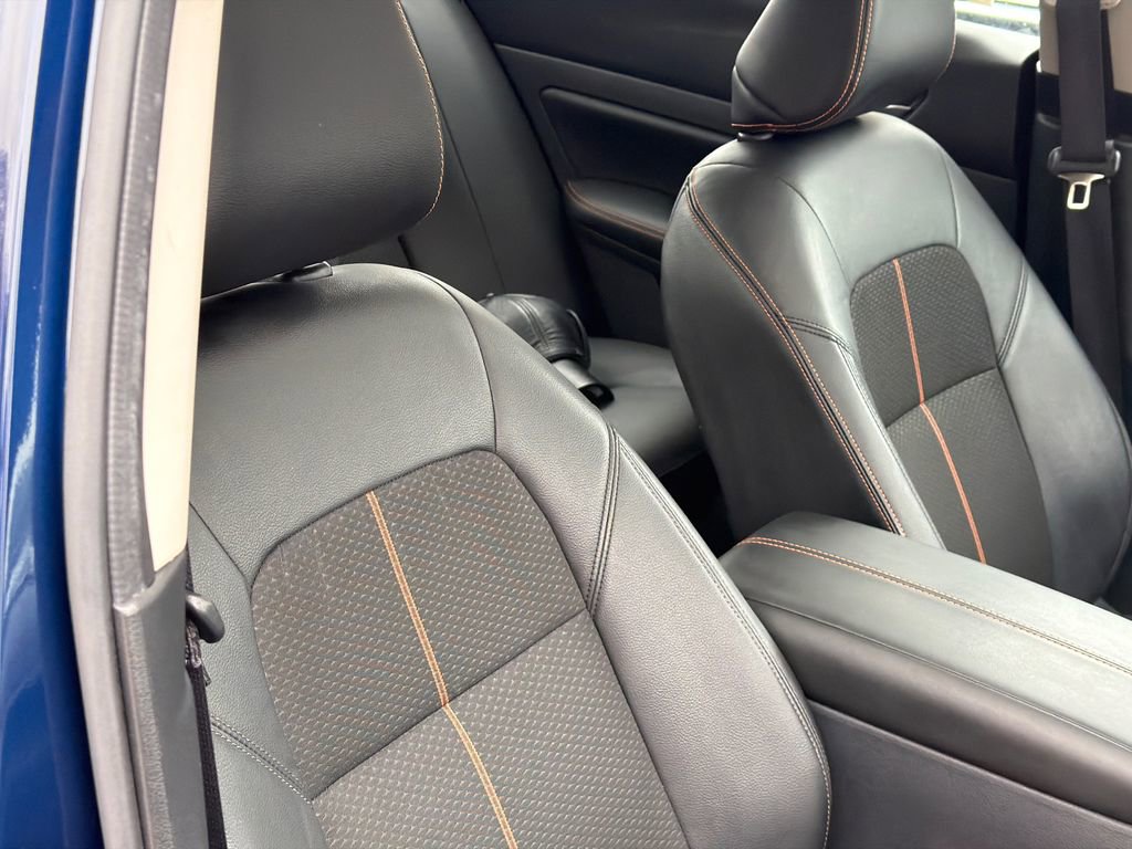 Used 2021 Nissan Altima 2.5 SR w/ SR Premium Package image 10