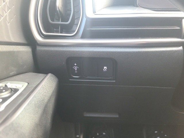 Used 2024 Kia Sorento S image 26