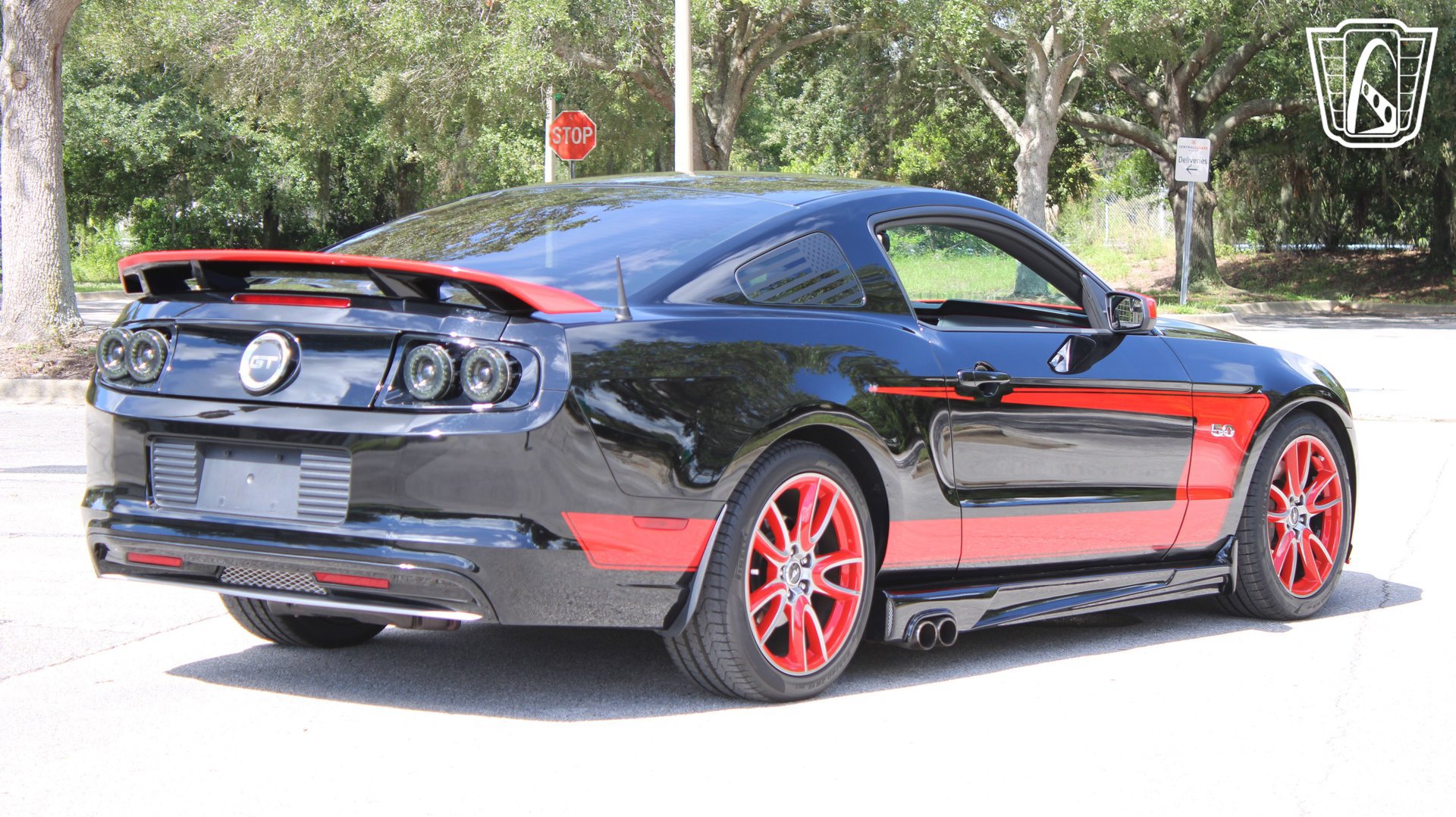 Used 2013 Ford Mustang GT Premium w/ Brembo Brake Pkg RWD image 18