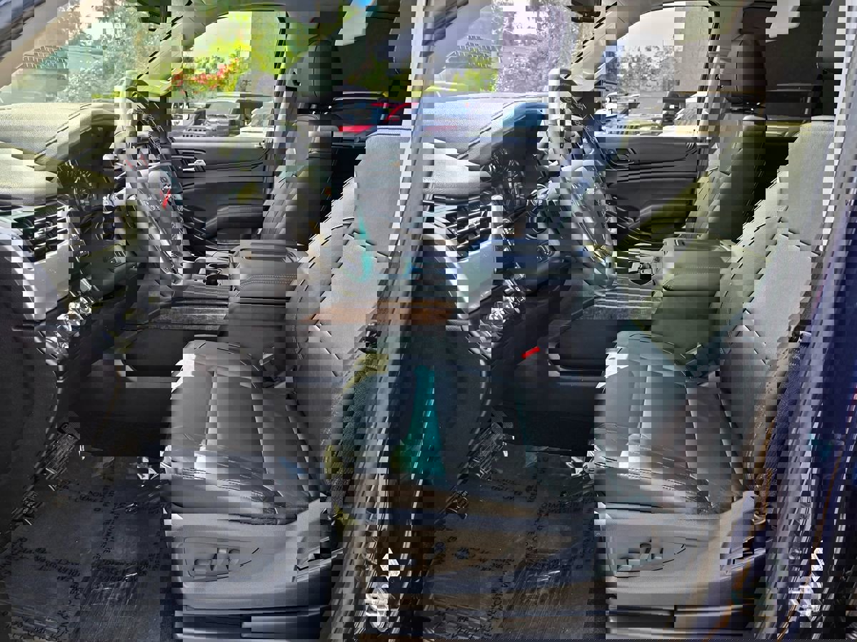 Used 2018 Chevrolet Tahoe LT image 16