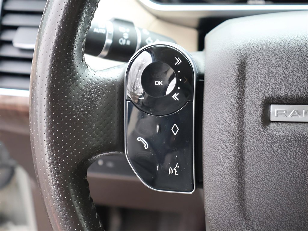 Used 2019 Land Rover Range Rover Sport SE image 31