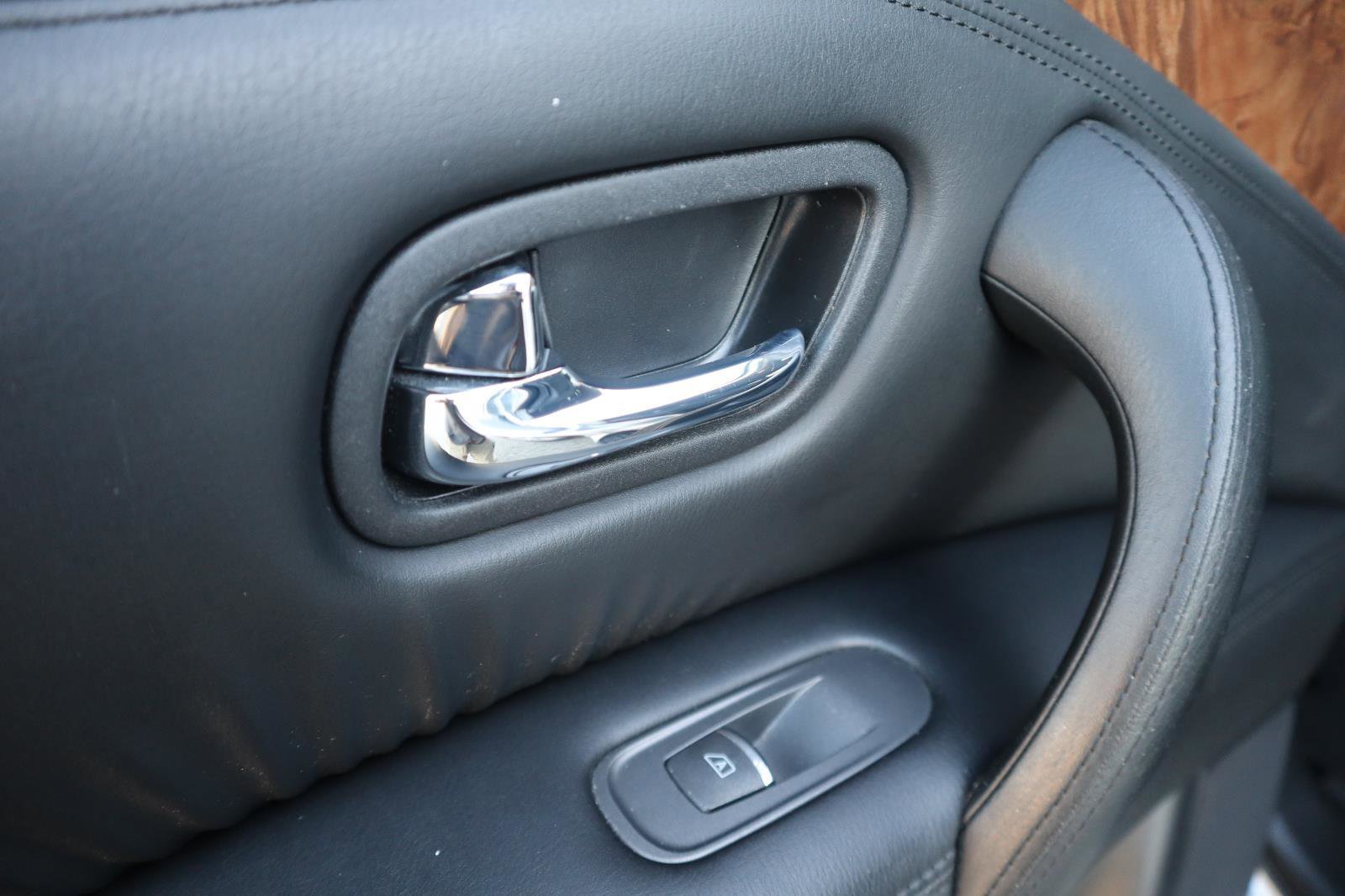 Used 2022 Nissan Armada SL image 41