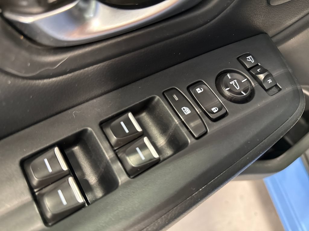 Used 2023 Honda Pilot TrailSport image 32